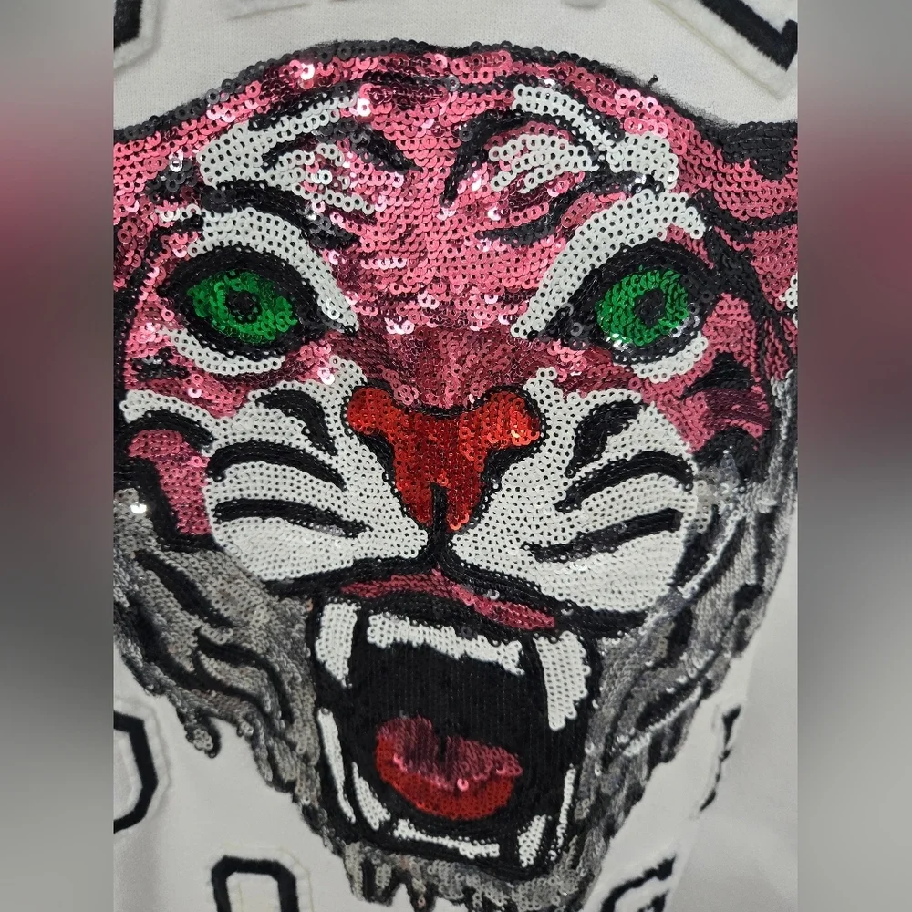 Jane Dough White Sweatshirt with Tiger Design - Picture 10 of 10